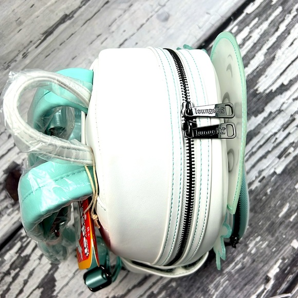 Loungefly - Casper The Friendly Ghost - Lets Be Friends - Mini Backpack - Picture 6 of 14